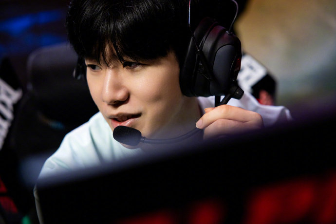 国王最终以 国王最终以